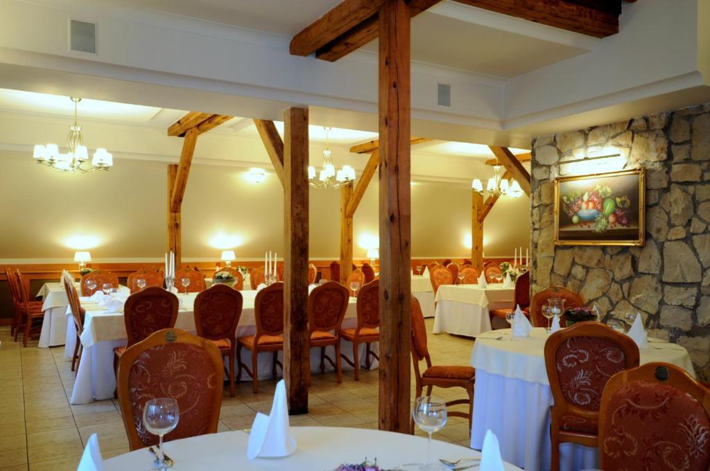 Hotel Rebajlo Piła Eksteriør bilde