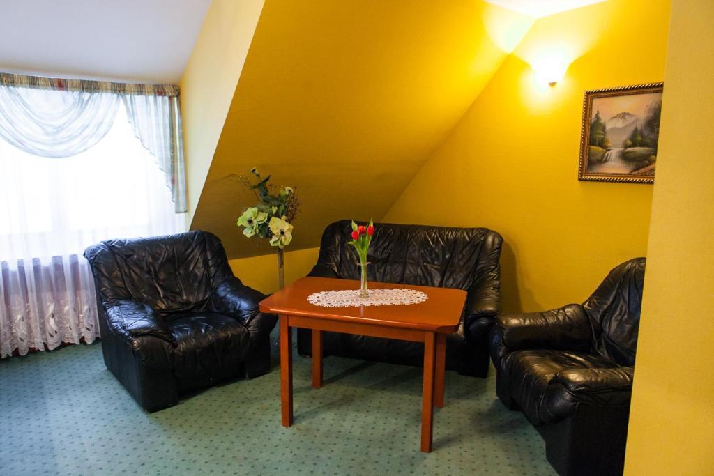 Hotel Rebajlo Piła Rom bilde