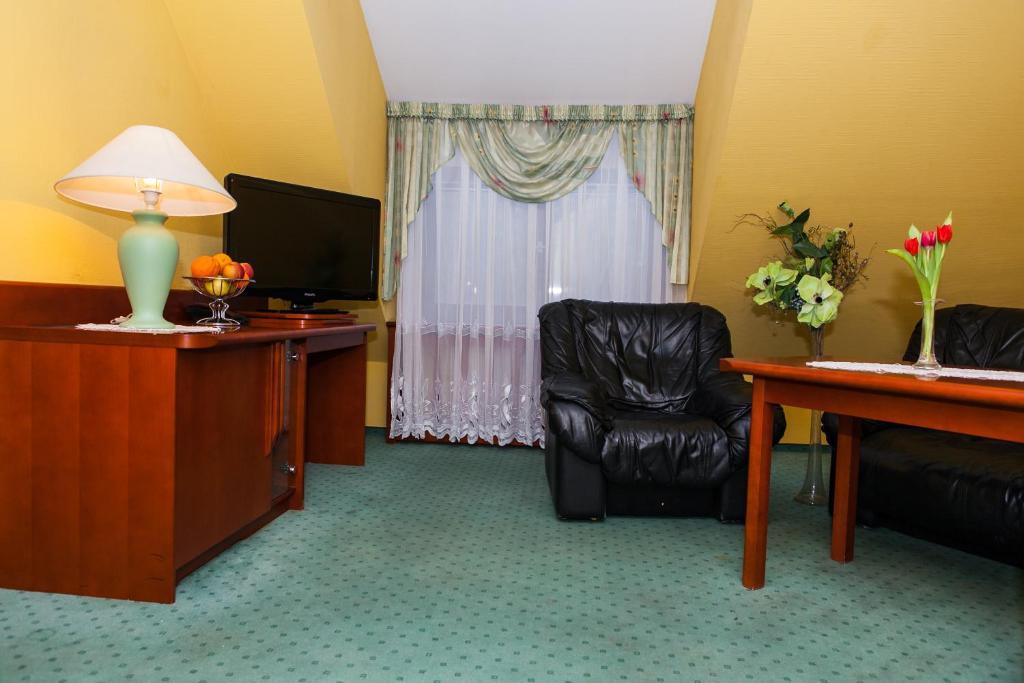 Hotel Rebajlo Piła Eksteriør bilde