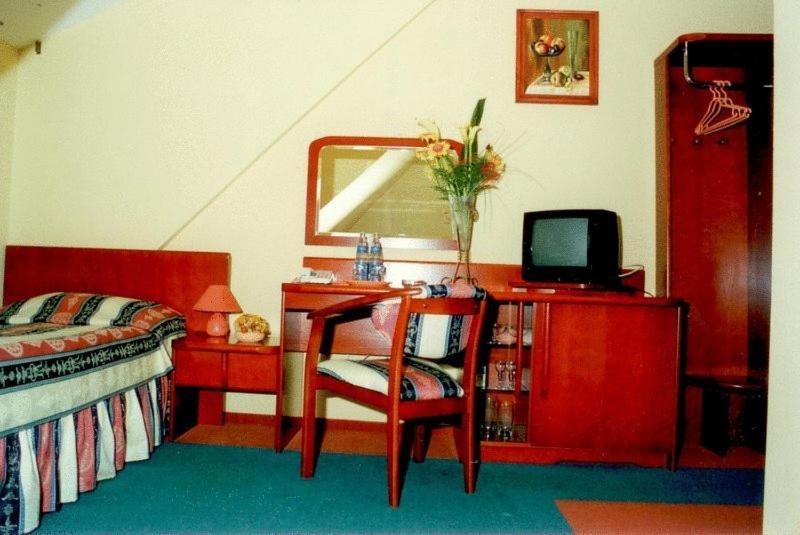 Hotel Rebajlo Piła Rom bilde